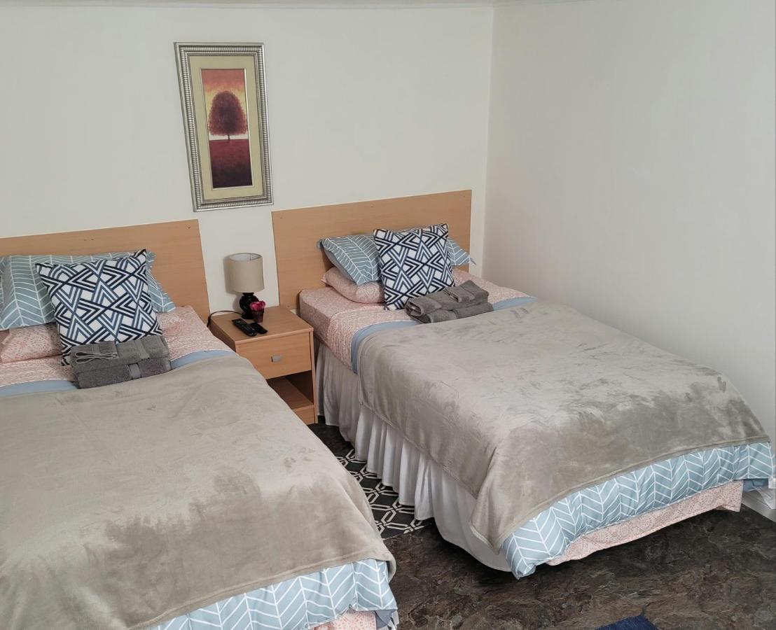 Lower Level Apt 6Ft High Close To Hwy Netflix Wifi Apartment Edmundston Exterior photo